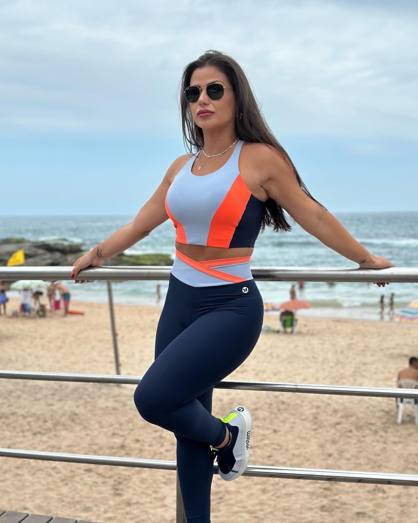 Conjunto Fitness People Marinho Top + Calça