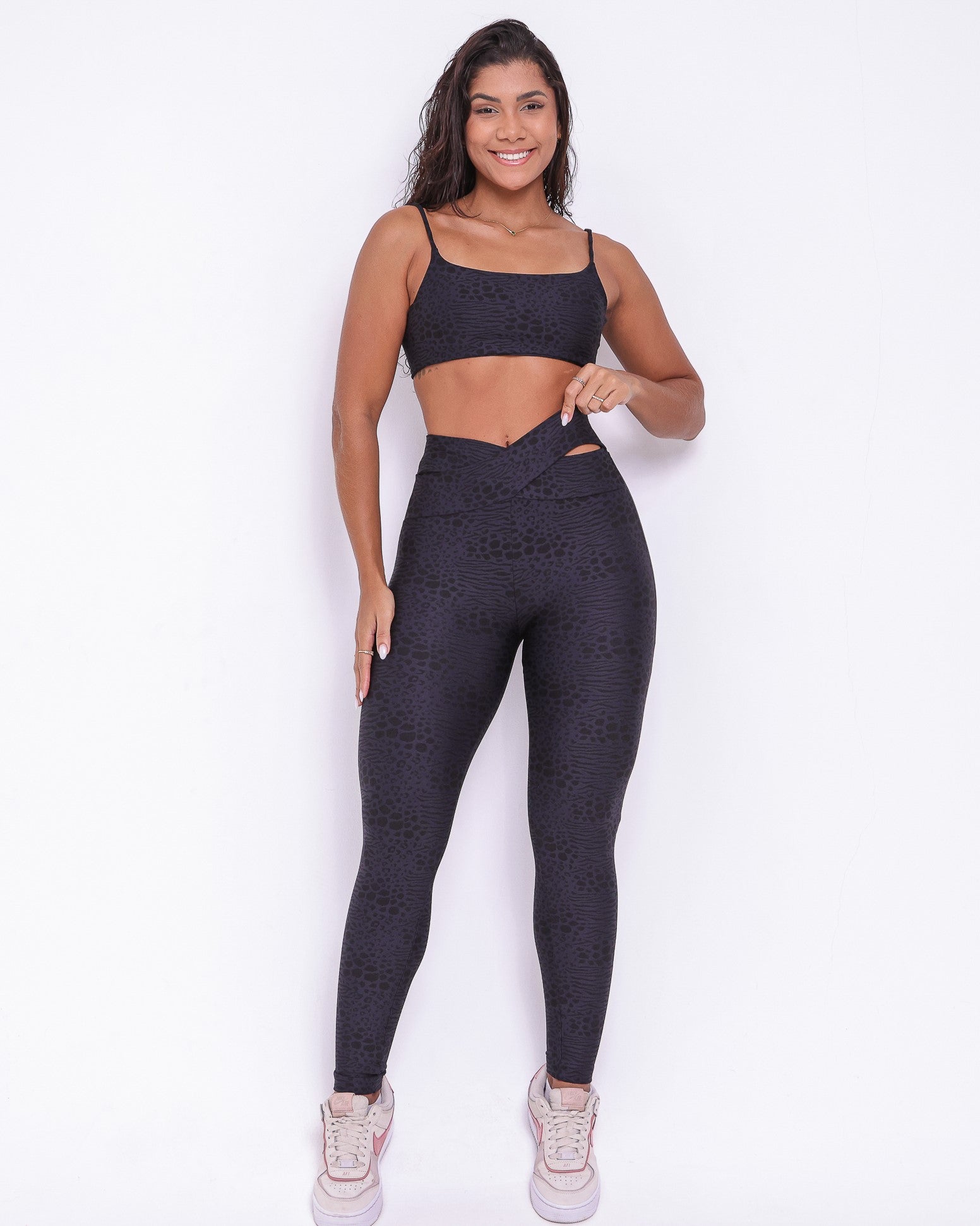 Conjunto Legging Básico Cós Cruzado Feline + Top Ju