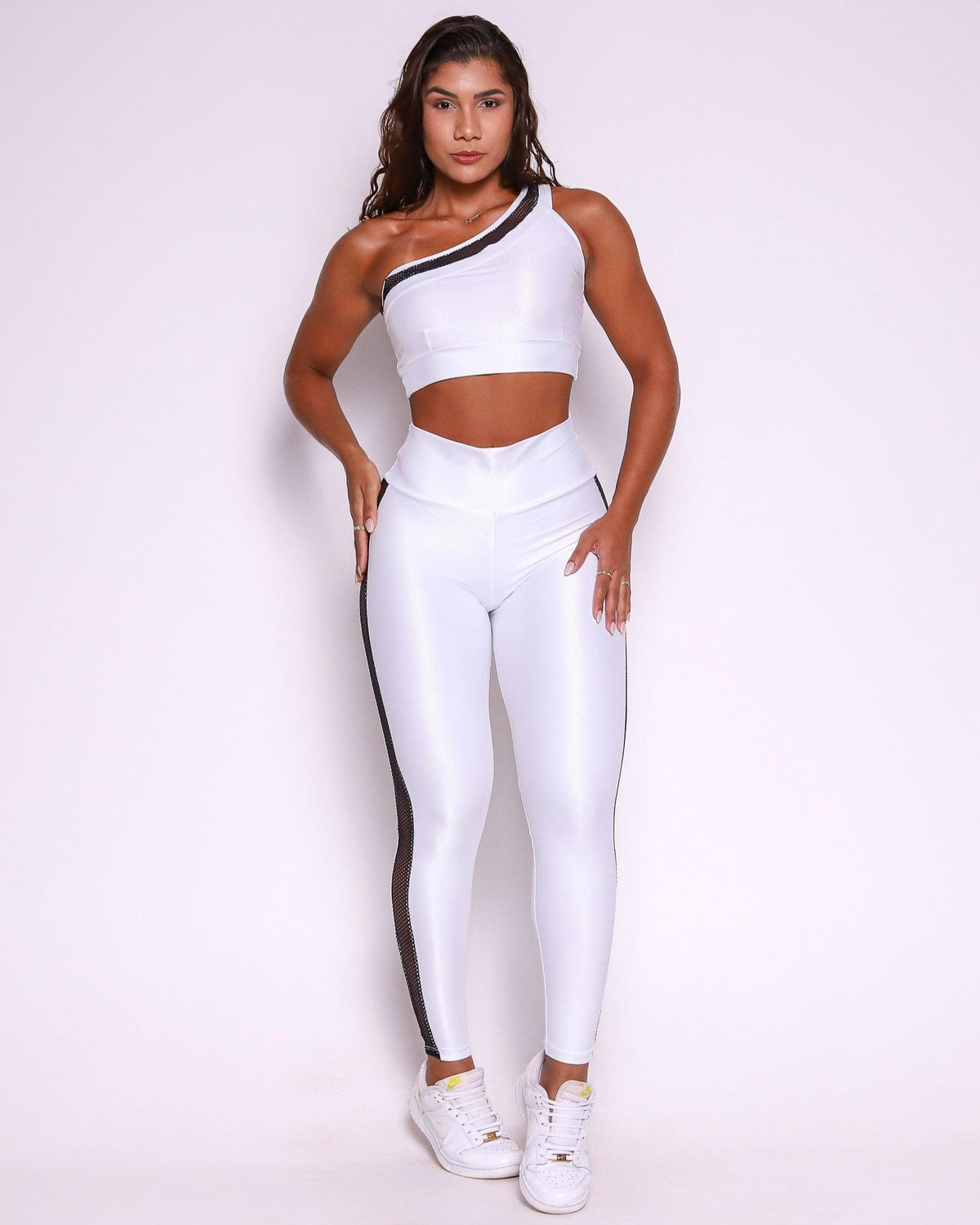 Conjunto Legging Básico Essence Tela Lateral + Top