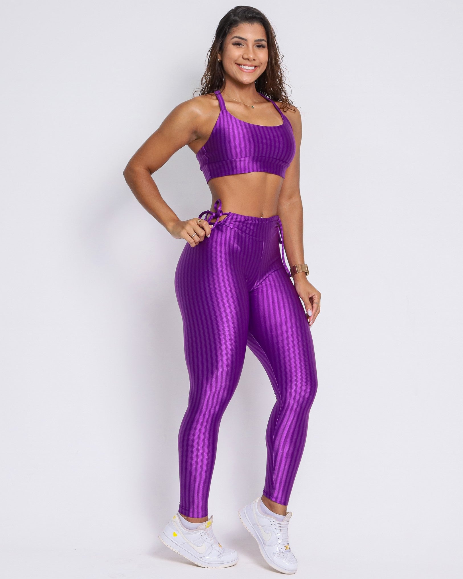 Conjunto Legging Empina Bumbum Cirre + Top Tai