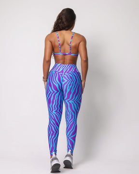 Conjunto Legging Empina Bumbum Savana + Top Angie