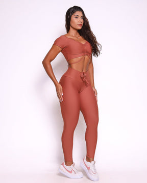 Conjunto Legging Empina Bumbum Light + Top Manguinha